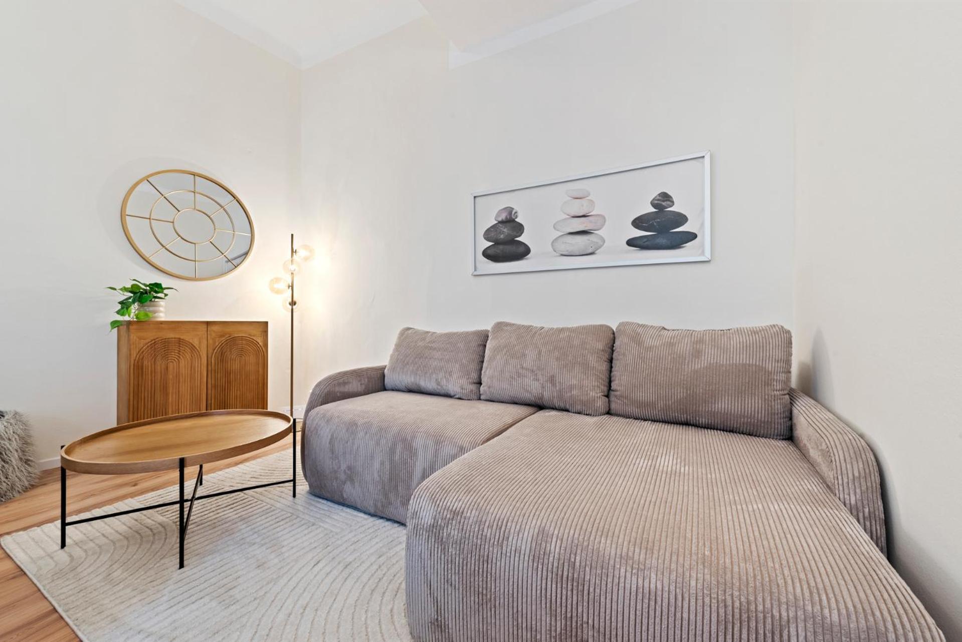 Cozy City Apartment - 15 Min To City-Centre - Contactless 24H Check-In Виена Екстериор снимка