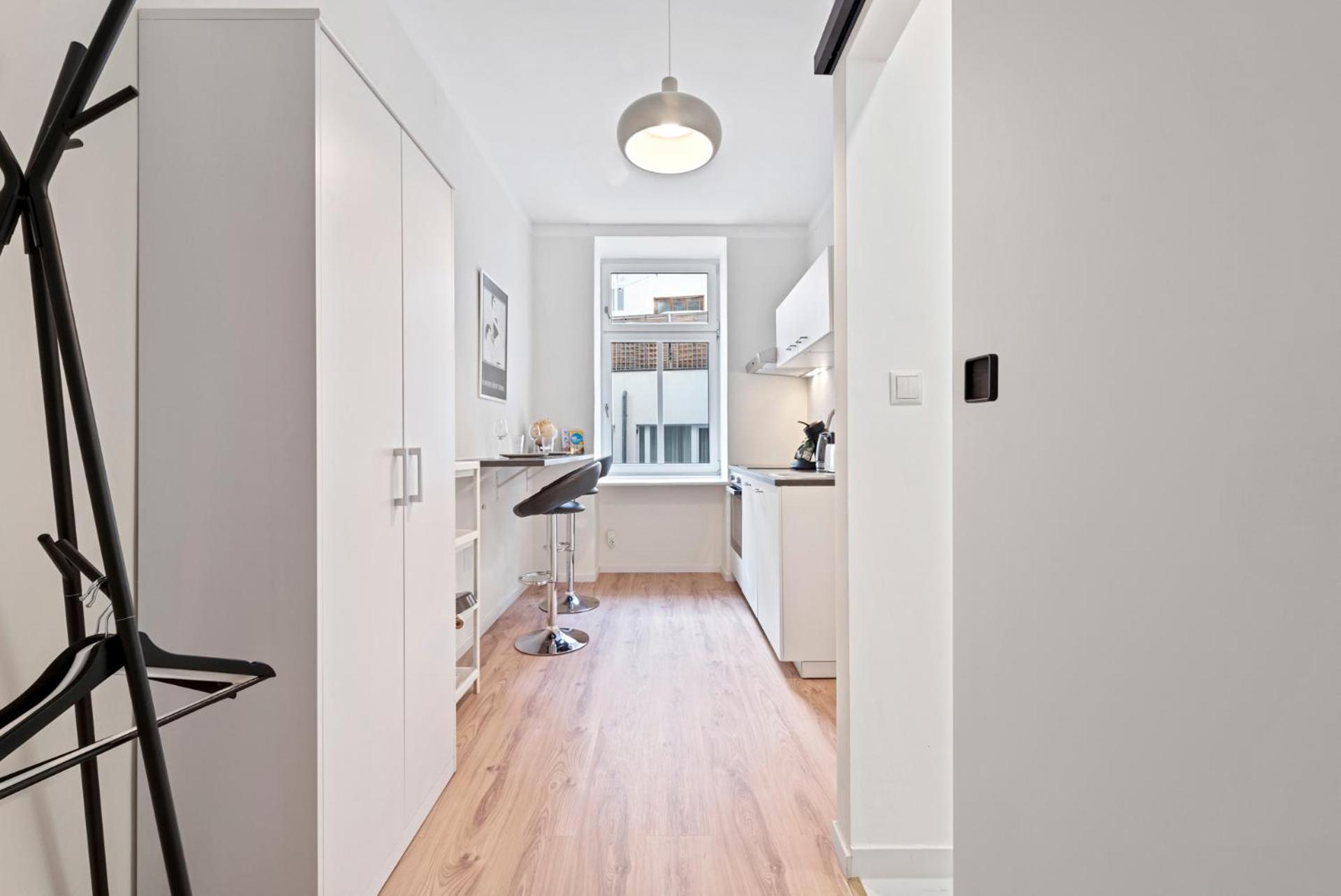 Cozy City Apartment - 15 Min To City-Centre - Contactless 24H Check-In Виена Екстериор снимка