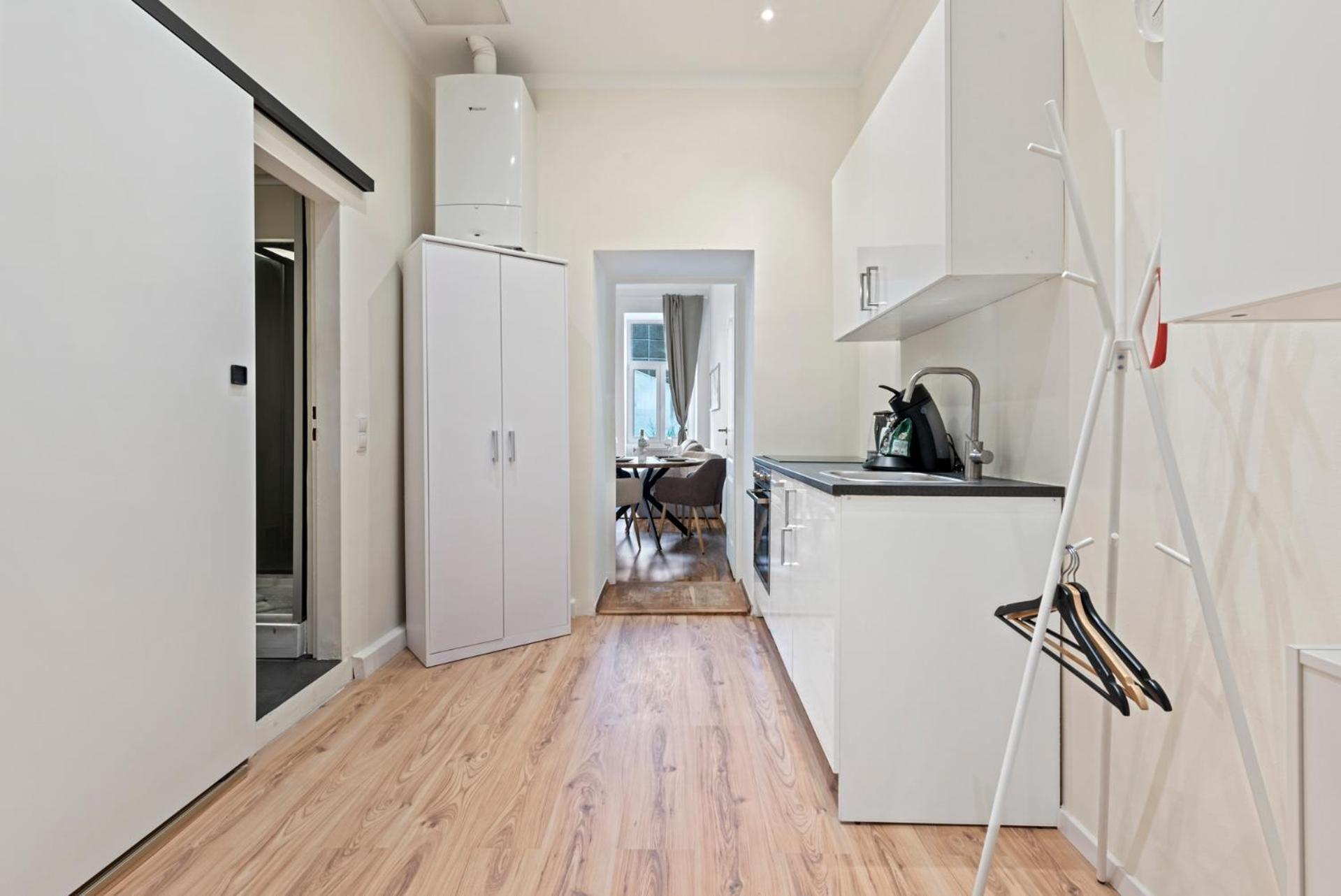 Cozy City Apartment - 15 Min To City-Centre - Contactless 24H Check-In Виена Екстериор снимка